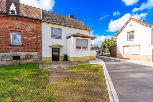 Aussenansicht Originalfoto - 3 Zimmer Reihenendhaus in Seeland