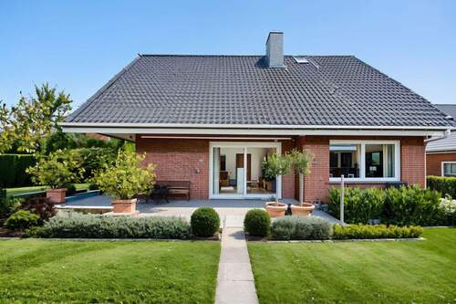 T2254 Terrasse - 5 Zimmer Einfamilienhaus in Twistringen