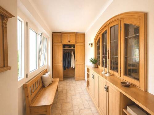 EG Garderobe - 1 Zimmer Einfamilienhaus in Burtenbach