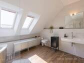 Lichtdurchflutetes Bad... - 