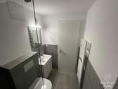 Badezimmer - 2 Zimmer Etagenwohnung in München