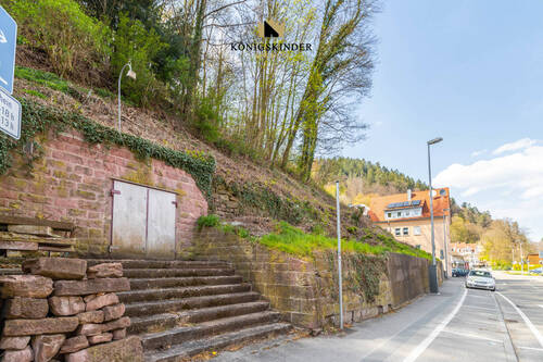 Zugang Bunker - 