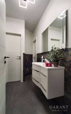 bb wc - 