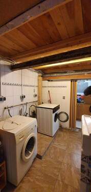 EG - Waschküche - 1 Zimmer Mehrfamilienhaus, Wohnhaus zum Kaufen in Reutlingen