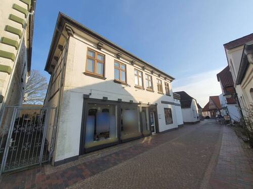 Aussenansicht - 8 Zimmer Gewerbeobjekt (Büro, Produktion, Verkauf) zum Kaufen in Meldorf