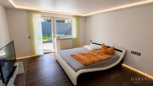 Schlafzimmer EG - 