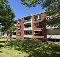Helle 3-Zimmer-Wohnung mit Kamin und Loggia - Pinneberg