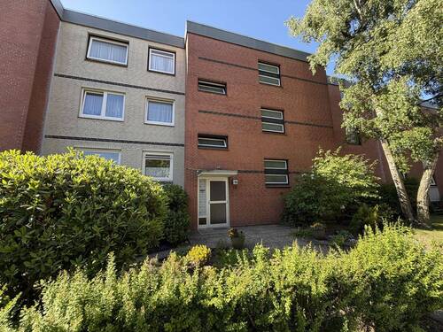 Hausansicht - 3 Zimmer Etagenwohnung zum Kaufen in Pinneberg