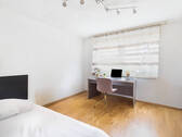 Schlafzimmer - 3-Zimmer-Wohnung in Toplage Gerbrunn - vermietet, solide, mit Entwicklungspotenzial