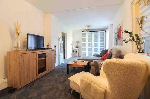 Wohnzimmer - 4 Zimmer Doppelhaushälfte in Hamburg