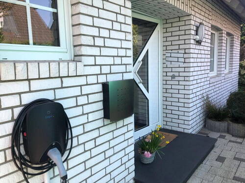 Hausansicht Eingang/Wallbox - 