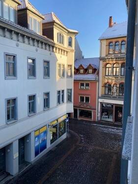 Hausansicht - Großzügige Wohnung mit Balkon in zentraler Lage von Gotha