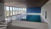 Pool im 18. OG - ***Möblierte 75 m² Whg. (2,5 Zi.) + Einbauküche + Balkon direkt am Rhein in Top-Lage***
