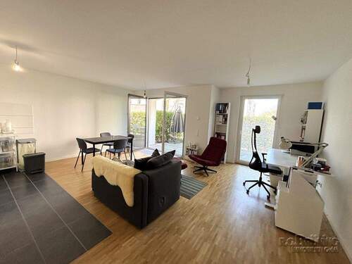 Wohnzimmer - 2 Zimmer Etagenwohnung zur Miete in Kehl