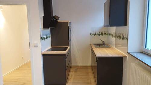 Bild 1 - Frisch renovierte 3-Zimmer-Wohnung in Fulda - Stadtmitte - WG geeignet