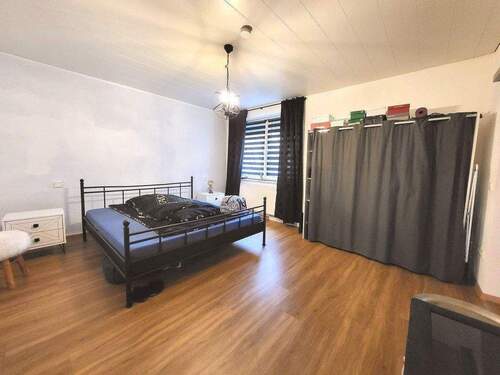 Schlafzimmer - 2 Zimmer Etagenwohnung in Wendelstein