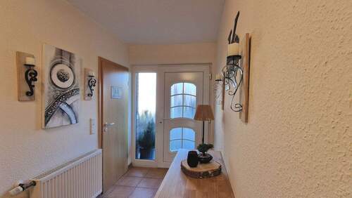 V1647 freundlicher Eingangsbereich - 