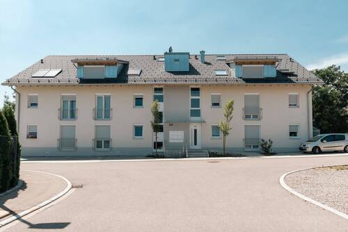 Bild 1 - Stühlingen: 2 Zimmerwohnung Dachgeschoss mit Lift und Tiefgarage