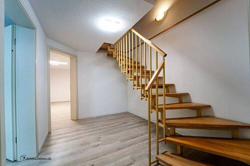 Treppenhaus EG zum Keller - 