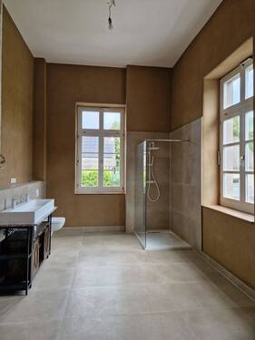 Teilansicht vom Badezimmer - 