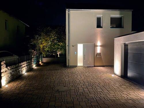 Rund um die Uhr ein Blickfang - 