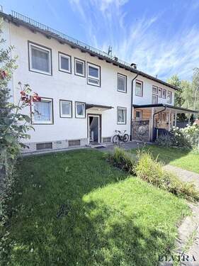 Außenansicht vorne - 8 Zimmer Reihenmittelhaus zum Kaufen in Rosenheim