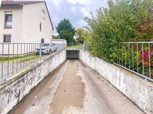 Zufahrt Tiefgarage - 