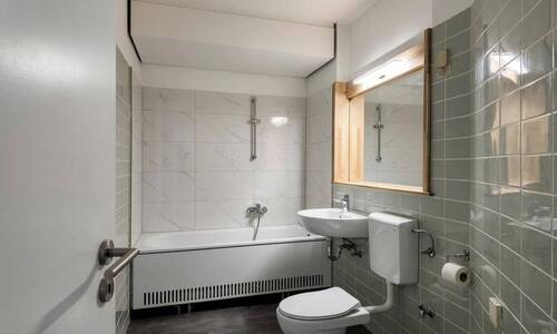 Modernisiertes Bad - 