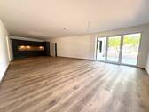 Wohn- Esszimmer mit Küche - 