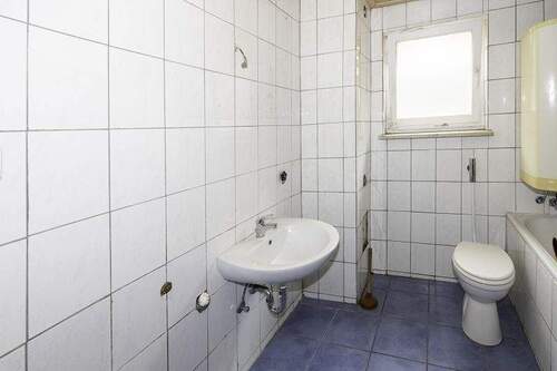 k-Tageslichtbad Vorderhaus (2).jpg - 