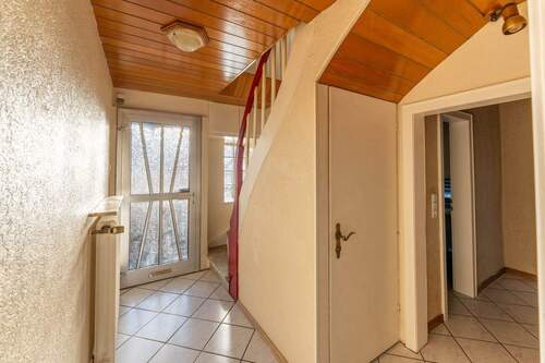 Hauseingang - Doppelhaushälfte mit 110,00 m&sup2; in Grefrath zum Kaufen