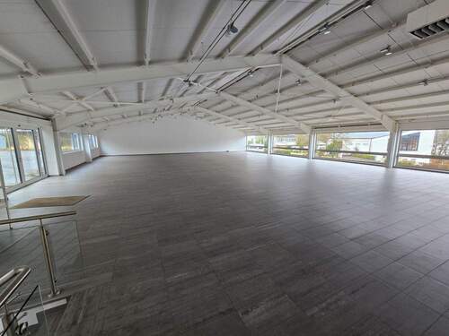 20260221_105236.jpg - Gewerbeimmobilie in zentraler Lage von Lüdenscheid