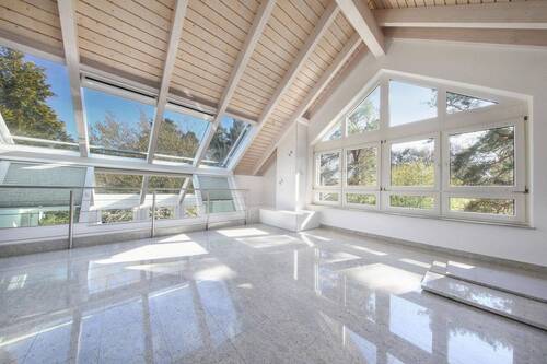 Südzimmer mit Galerie - 