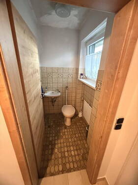Gäste WC li - 