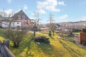 Straßenansicht - Baulücke mit Westausrichtung - 240.000,00 EUR Kaufpreis, ca.  0,00 m²
