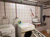 Wasch-Trockenraum - 