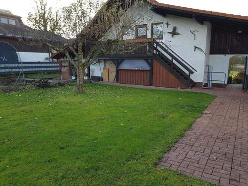 Zugang Nebengebäude - 