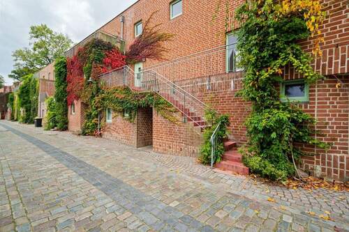 Hirtenstraße - Helle und bezugsfertige 2 Raumwohnung am Wall in Greifswalder Innenstadt