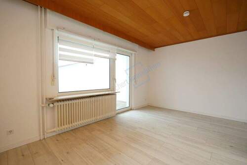 WOHNRAUM IM EG - 4 Zimmer Einfamilienhaus zum Kaufen in Griesheim