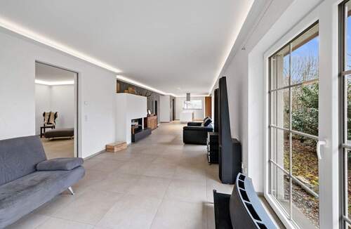 Wohnen - PROVISIONSFREI - Extravaganter Bungalow mit Carport in Waldrandlage