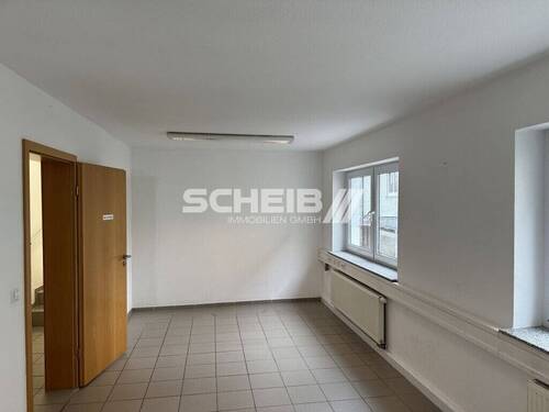 helle Räumlichkeiten - Büroräume in der Innenstadt von Crailsheim