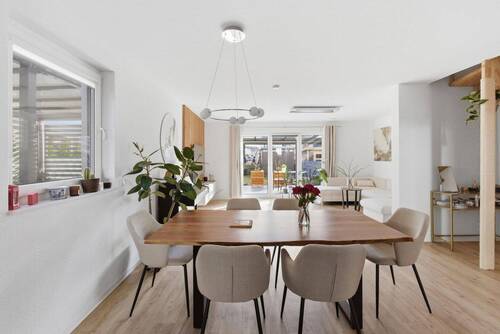 Wohn- und Esszimmer - 