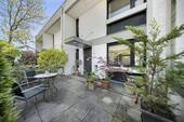 Hauseingang - Schönes Reihenhaus im Bauhausstil mit sonnigem Garten und großer Terrasse