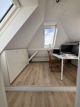 1. Arbeitsplatz im Spitzboden - 