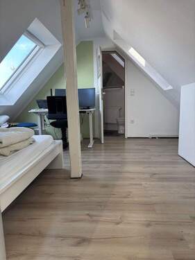 2. Arbeitsplatz im Spitzboden - 