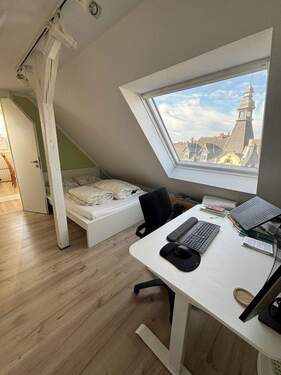 2. Arbeitsplatz im Spitzboden - 