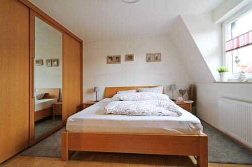 V1435 Elternschlafzimmer DG - 