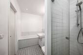 3 - 2 Zimmer Etagenwohnung in Berlin