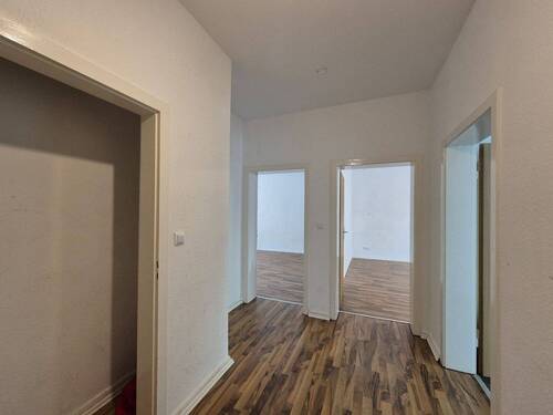 Flur - Schöne 2-Zimmer-Wohnung im Herzen von Essen