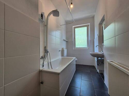 Badezimmer - 2 Zimmer Etagenwohnung zur Miete in Essen